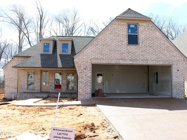88 Emerald Breeze Dr, Jackson, TN 38305