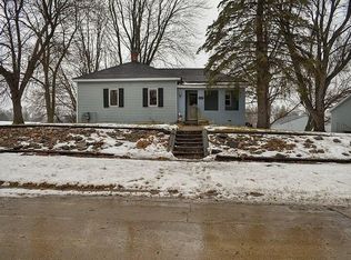 435 E 12th St, Fairmont, MN 56031