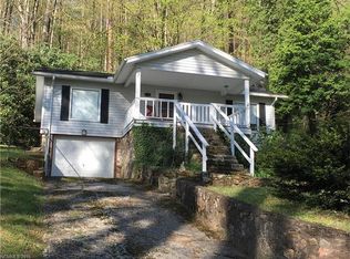 1254 Walker Rd, Waynesville, NC 28786