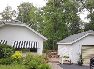 55 Oakwood St, Williams Bay, WI 53191