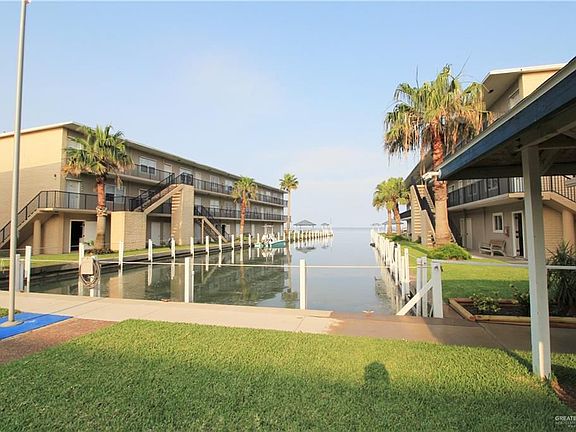 2nd image of 200 W Sunny Isle St