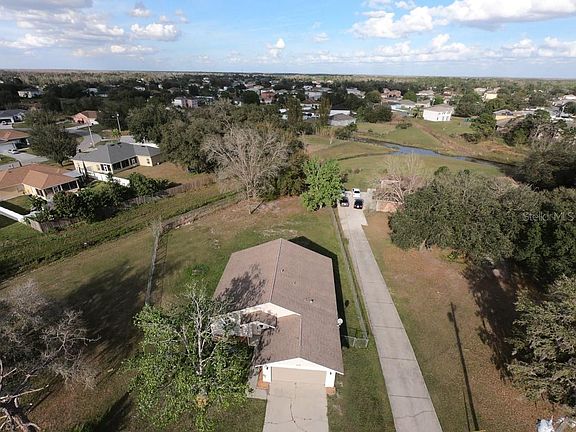 2nd image of 531 Finch Ct