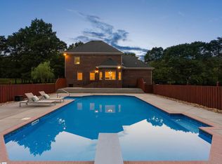 453 Circle Rd, Greer, SC 29651