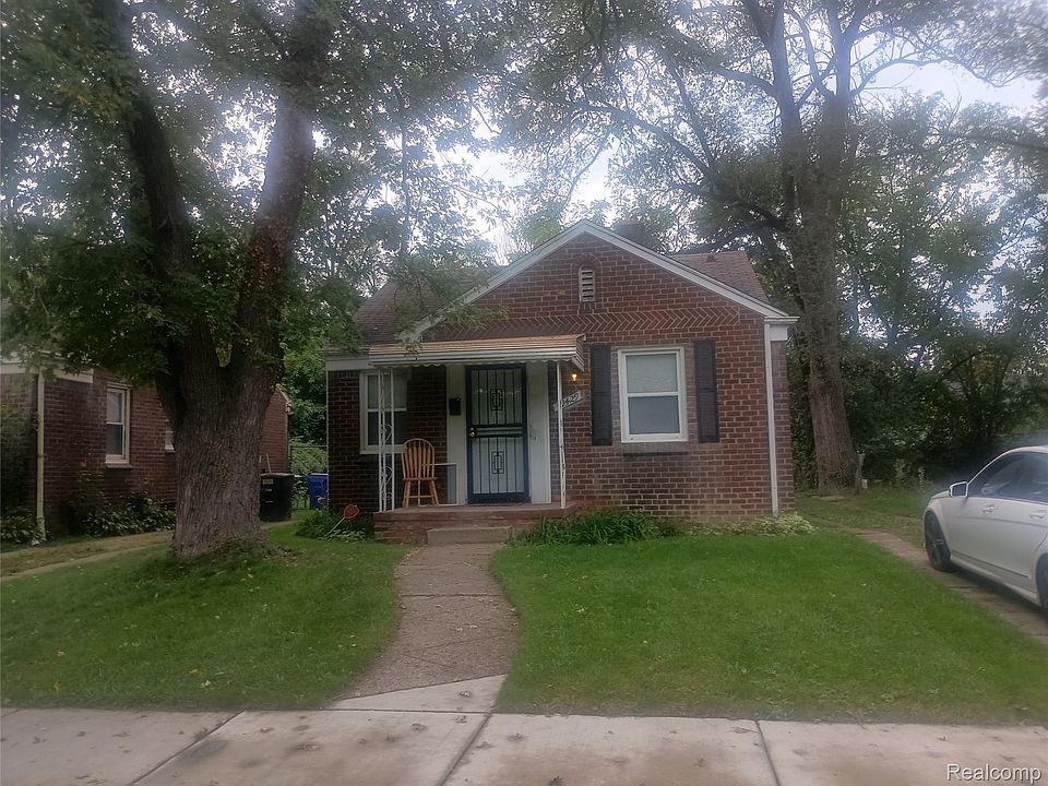 1st image of 19429 Forrer St
