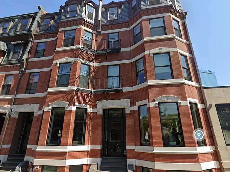 36 Fairfield St #5 — Photo 12