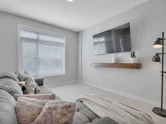 3rd image of 804 Welsh Dr SW #84