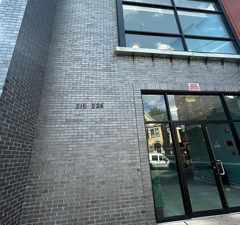 215 Spring St