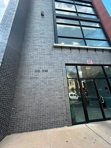 215 Spring St Photo 1