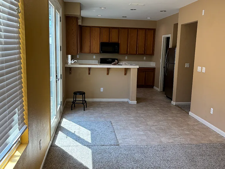 3902 Hidden Grove Ln — Photo 10