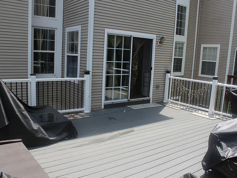 815 Martingale Rd — Photo 2