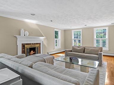 1 Landsdowne Ct, Lynnfield, MA 01940 | Zillow