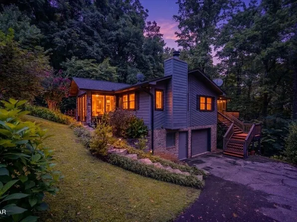 1931 Spring Hill Dr, Sevierville, TN 37876