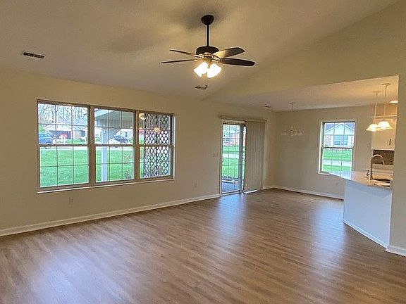 4th image of 9344 Sawgrass Dr