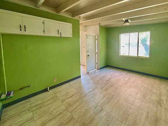 5th image of 1478 Cabrillo Ave