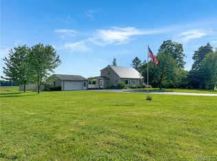 11313 Jamison Rd, East Aurora, NY 14052