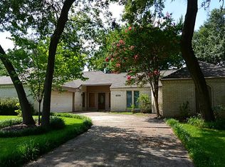 400 Red Bud Ln, Baytown, TX 77520