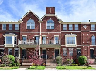 3263 Camden Dr, Troy, MI 48084