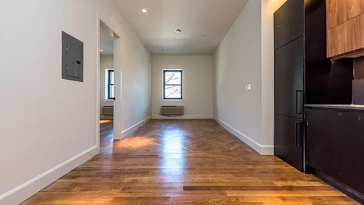 Rented by Nooklyn NYC LLC | media 64