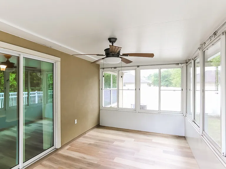 3703 Summit Oaks Dr — Photo 9
