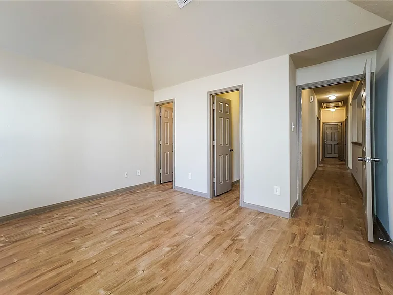 2450 Jonahs Way — Photo 6