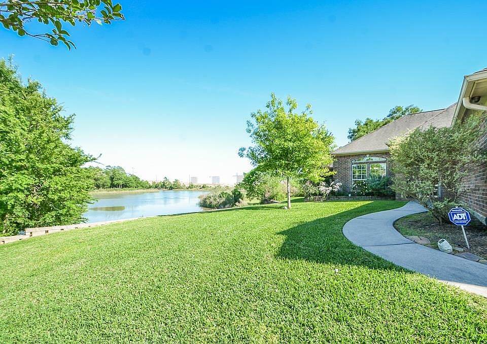 1st image of 3535 Bayou Forest Dr