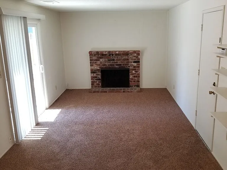 2312 Temple Dr — Photo 4