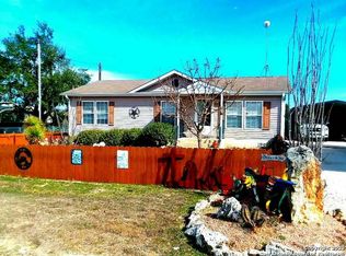 327 Pr 1509, Bandera, TX 78003