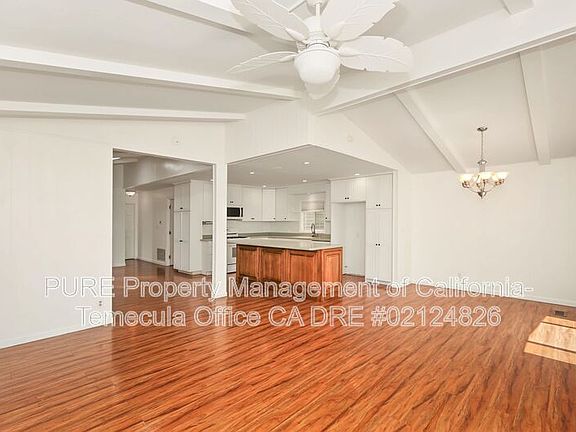 3rd image of 33426 Windmill Rd
