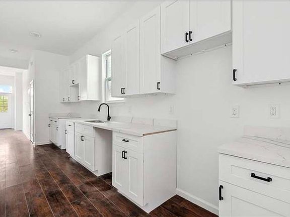 3rd image of 2700-02 S Galvez St