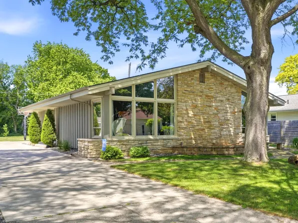 74 S Reserve STREET, Fond Du Lac, WI 54935