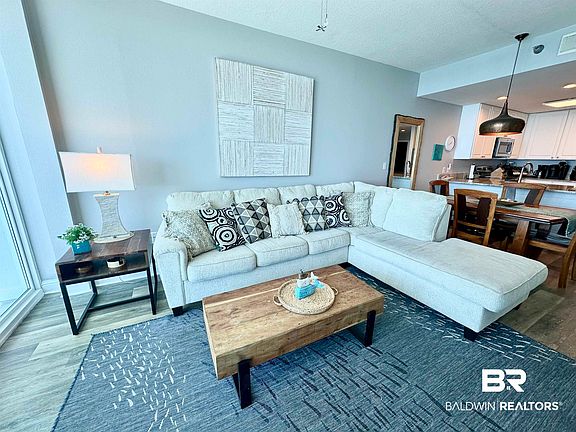 5th image of 455 E Beach Blvd Unit 1407