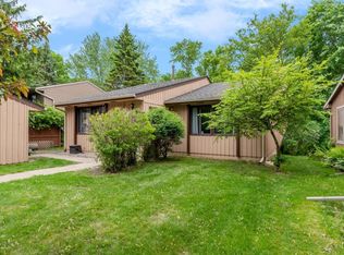 11749 Red Fox Dr N, Maple Grove, MN 55369