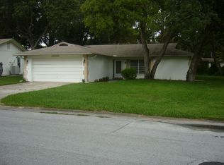 10525 Springwood Dr, Port Richey, FL 34668