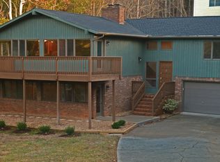 48 Applecross Rd, Weaverville, NC 28787