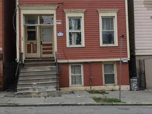 123 Clinton Street, Albany, NY 12202