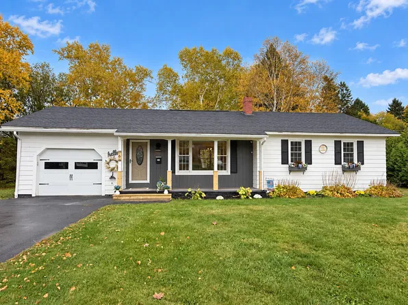 6 Alfred Street, Houlton, ME 04730