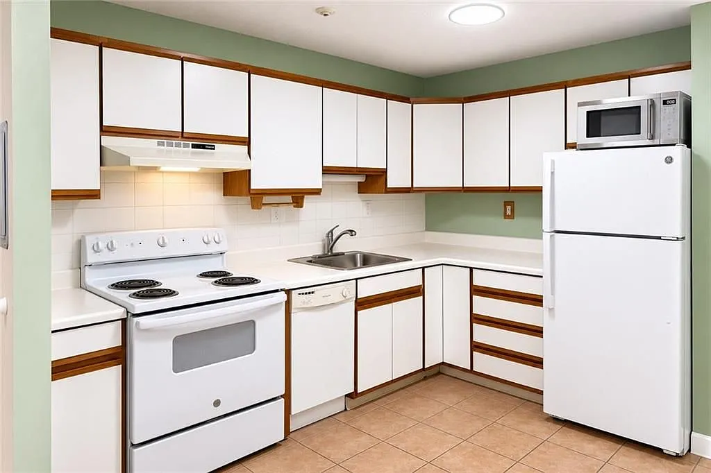 1 bed, 1.0 bath, 584 sqft, $1,700 — Photo 2