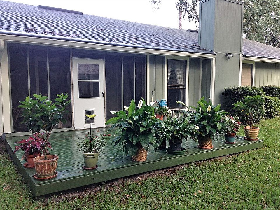 2nd image of 11210 Rustic Pines Cir