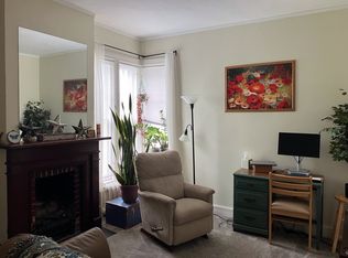 108 S Lake Ave #2R, Albany, NY 12208