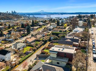 2626 27th Ave W, Seattle, WA 98199