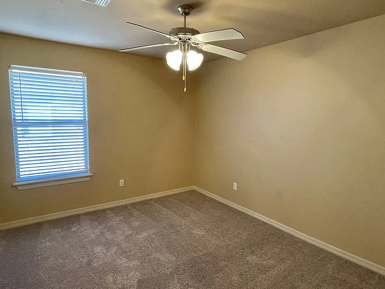 17605 Pond Walk Ct — Photo 13