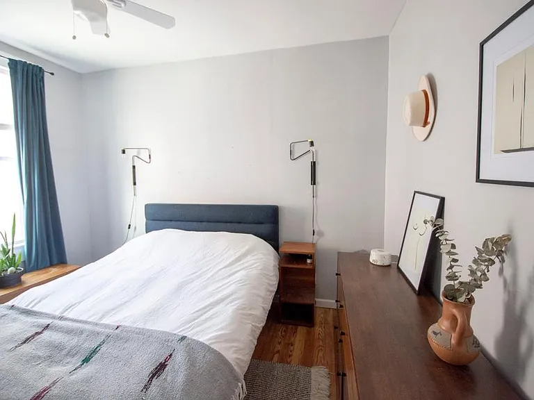 814 W Russell Pl #B — Photo 9