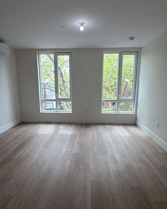 1st image of 433 Beach Ave #4B