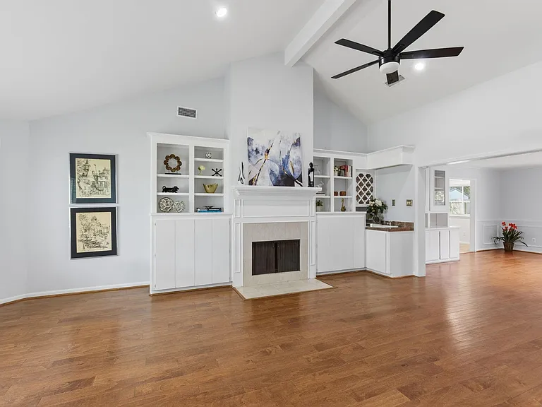 5410 Indigo St — Photo 5
