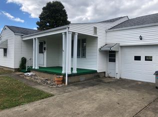 105 Adams Ave, Woodsfield, OH 43793