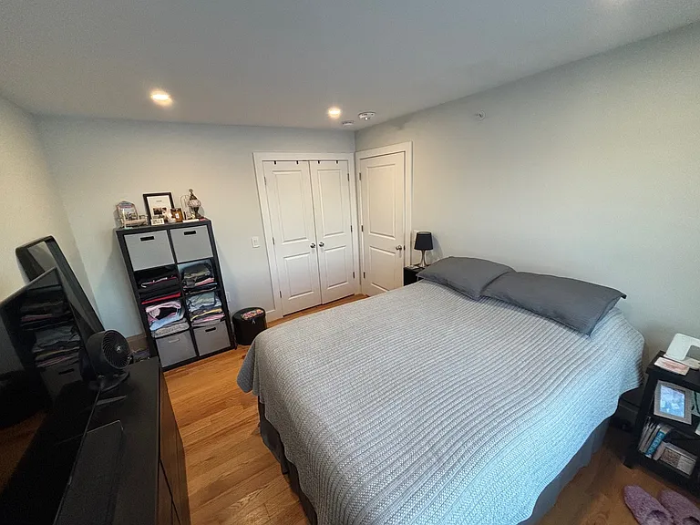 164 Getty Ave #2 — Photo 5