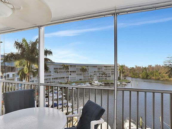 5th image of 1523 E Hillsboro Boulevard #533