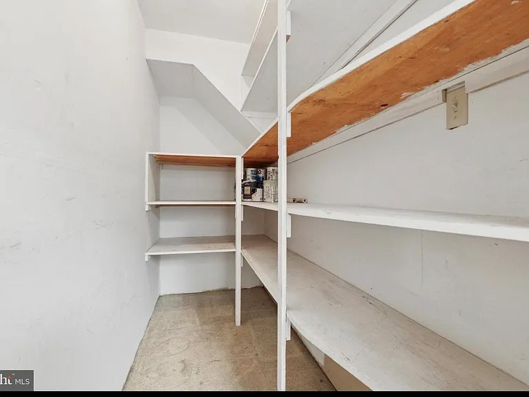 126 Allem Ln — Photo 19