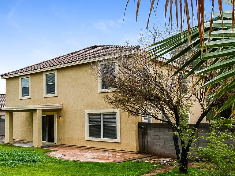 15331 W Cameron Cir — Photo 16