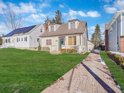 247 Starke Avenue, East Meadow, NY, 11554